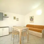 Manuela 2 Holiday home La Cinquantina