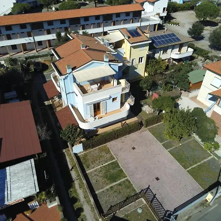 Manuela 2 La Cinquantina