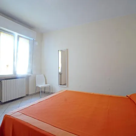 Manuela 2 La Cinquantina